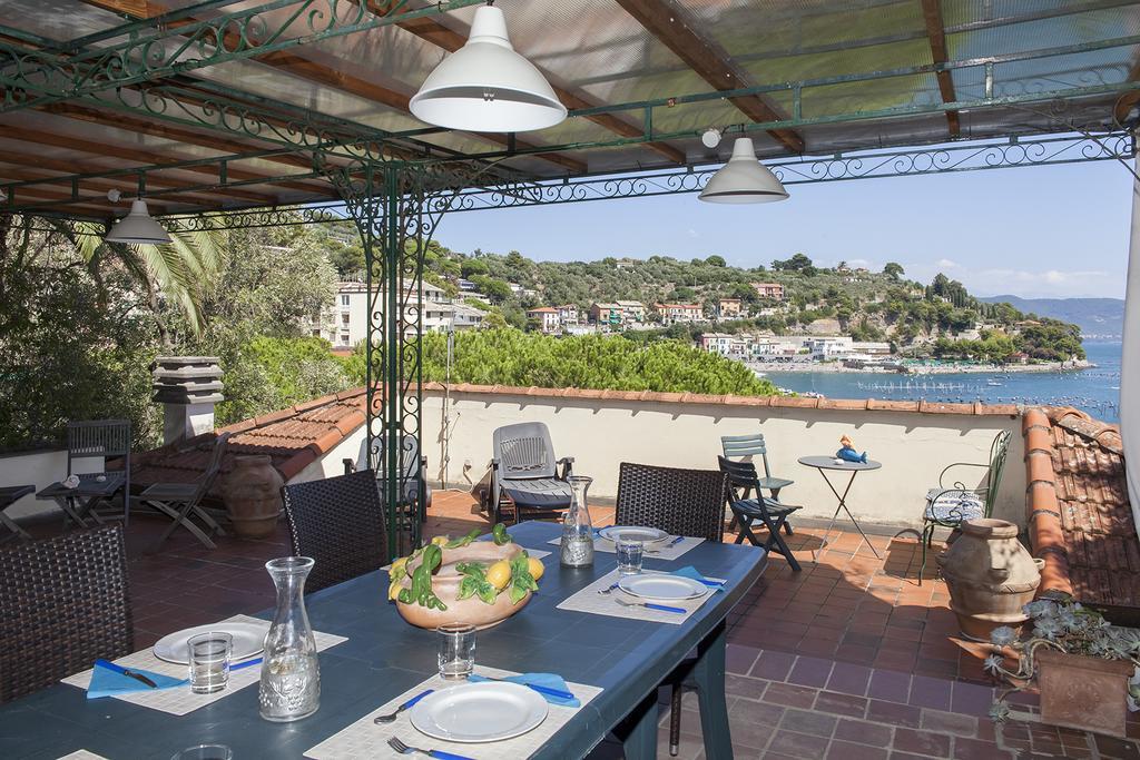 Holiday Home Fiorita Porto Venere Værelse billede